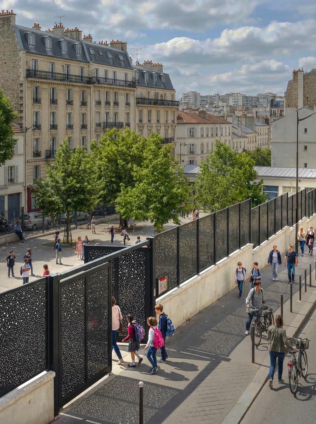Clôture Urbafence installée autour d'une cour d'école